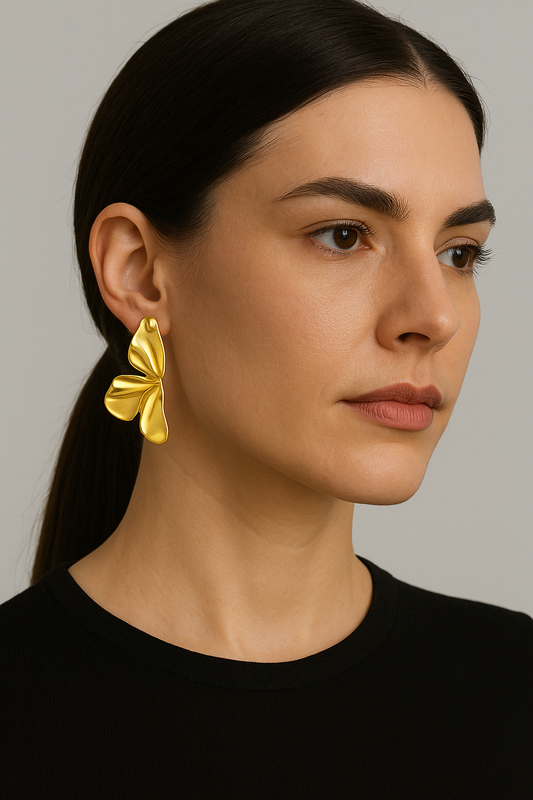 Aurelia Studs Earrings
